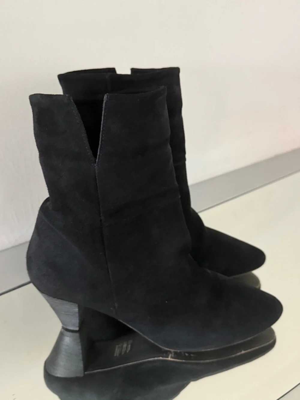 FREE PEOPLE Adella Foldover Suede Booties Black Pointed Toe Block Heel Size 8.5